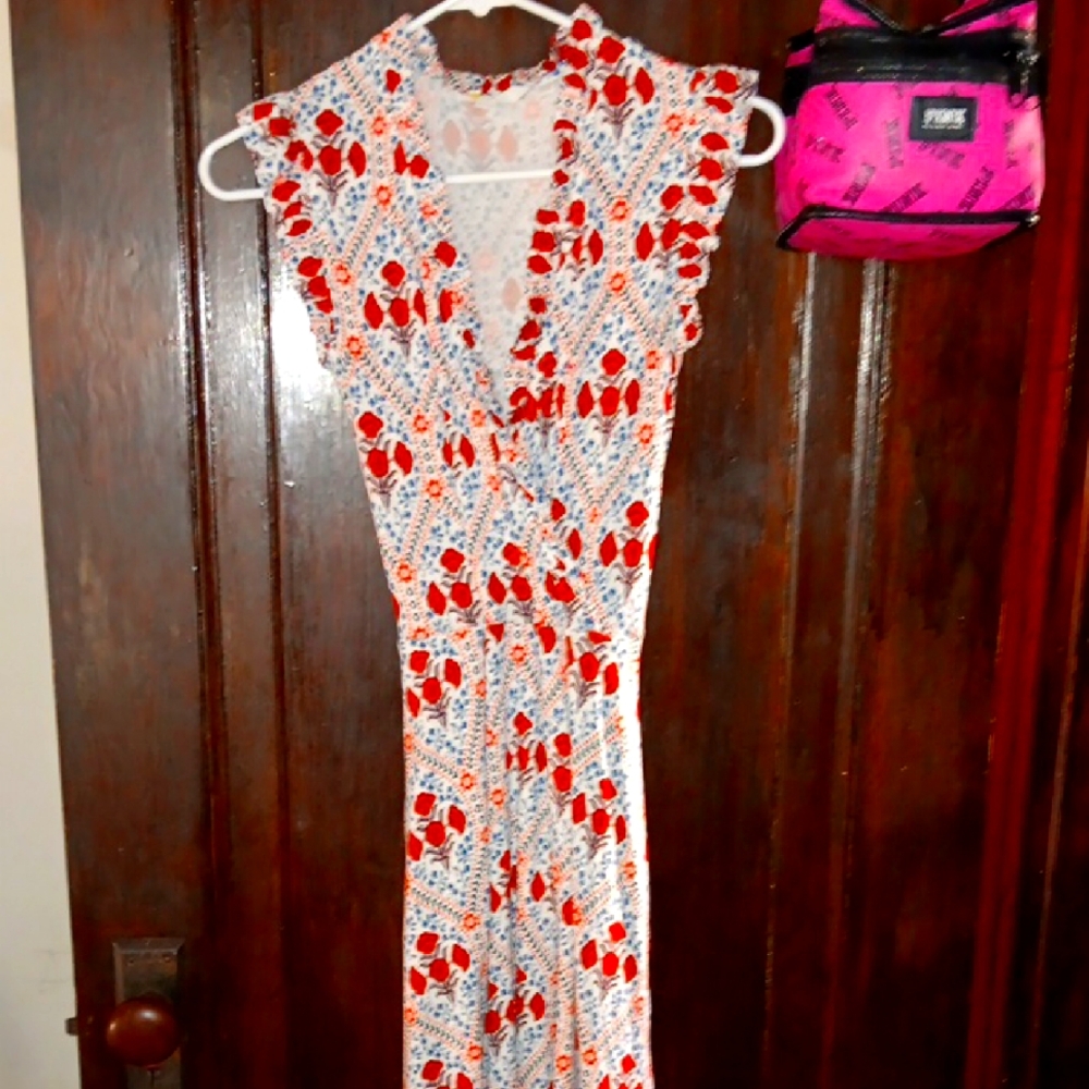 Floral Sleeveless Dress - Red and White